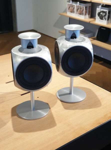 Bang & Olufsen Beolab 3 Special Raw Alu Edition by Fux AG